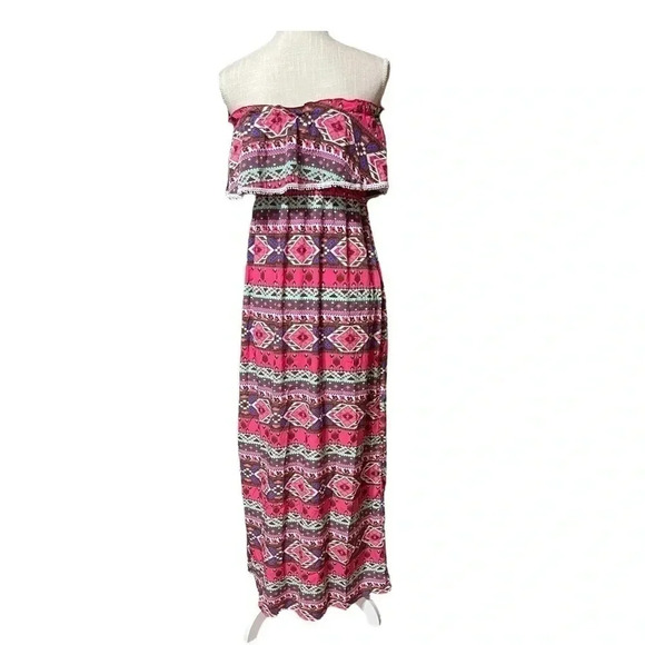 Peach Love California Aztec Ruffled Bust Maxi Spring Dress Women’s size Medium - Picture 2 of 9